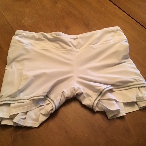 Lululemon Run: Speed Skirt (Tall)
White - Picture 14 of 15